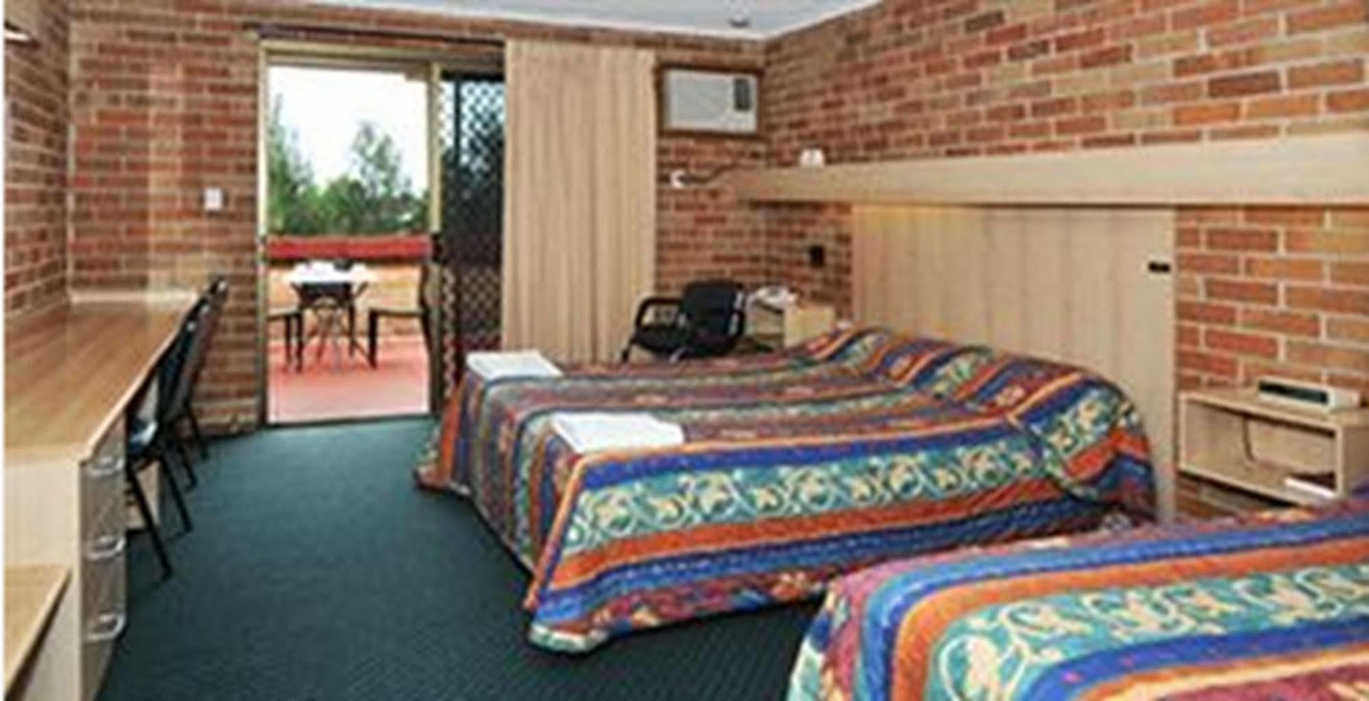 River View Motel